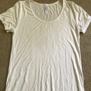 NWOT XXS Ivory Lularoe Classic T